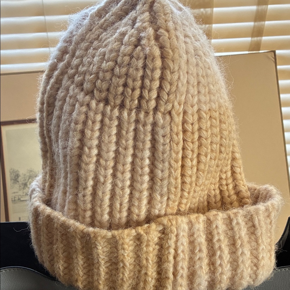 Universal Thread Warm Tan Knit Hat